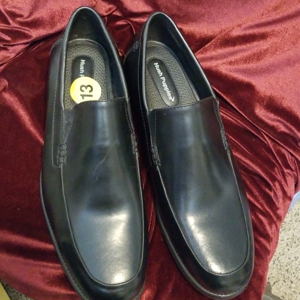 Hush Puppies size 13 Mens shoes